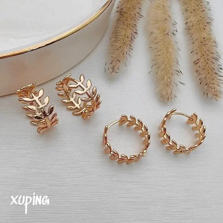 گوشواره حلقه‌ای زنانه طرح زیتون برند ژوپینگ